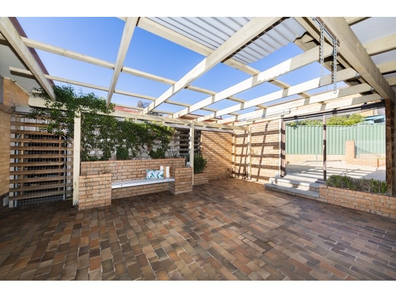 69A Macquoid Street, Queanbeyan NSW 2620