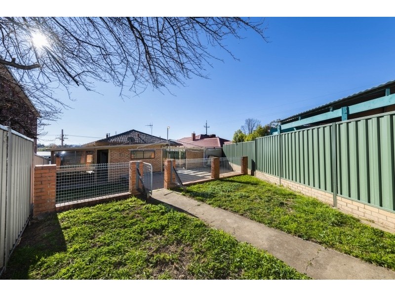 69A Macquoid Street, Queanbeyan NSW 2620
