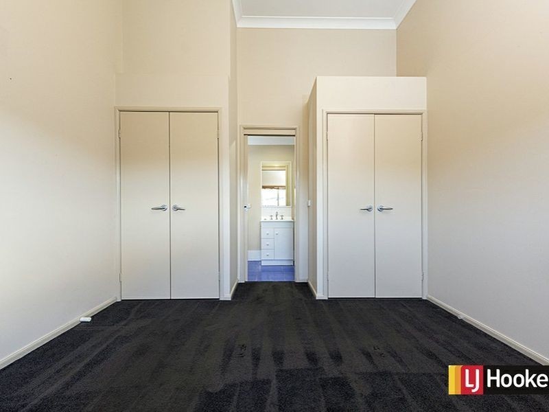 8/6 Doeberl Place, Queanbeyan NSW 2620