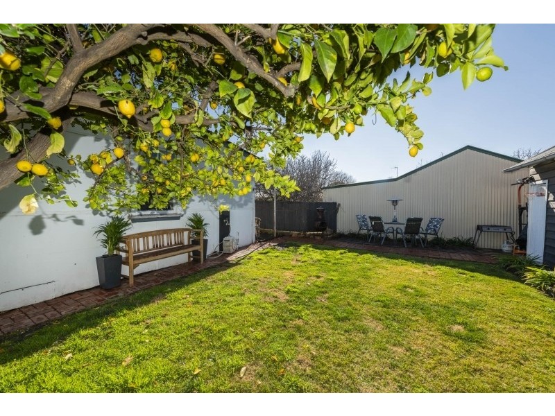 7 George Street, Queanbeyan NSW 2620