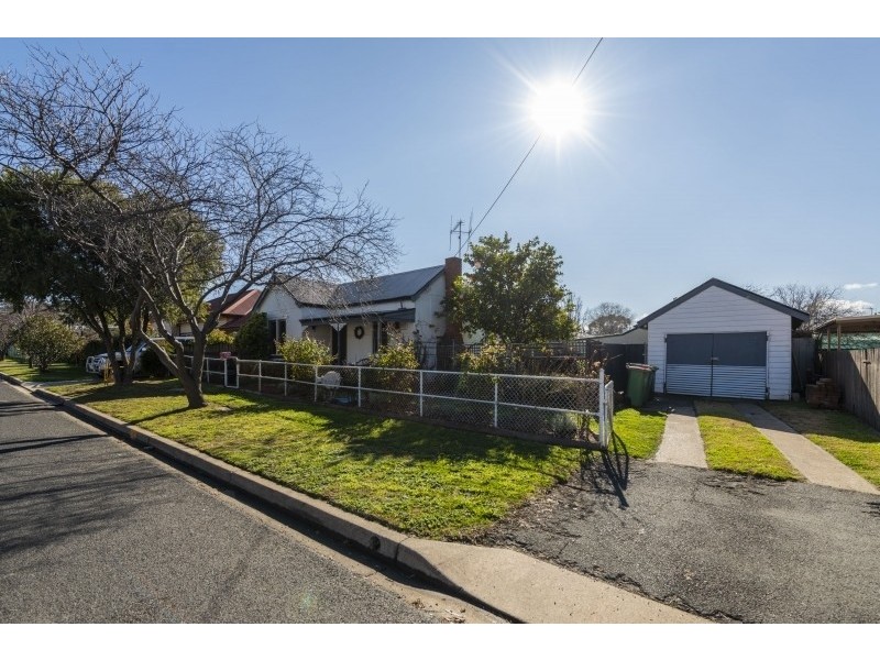 7 George Street, Queanbeyan NSW 2620