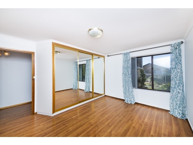 28 Christopher Crescent, Queanbeyan NSW 2620