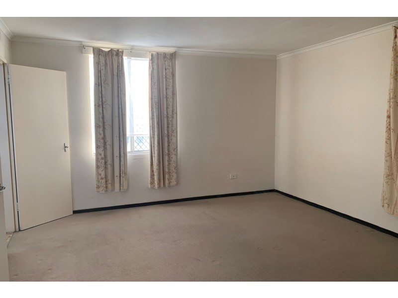 1/20 Carrington Street, Queanbeyan East NSW 2620