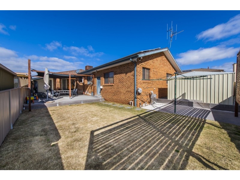 14 Rusten Street, Queanbeyan NSW 2620