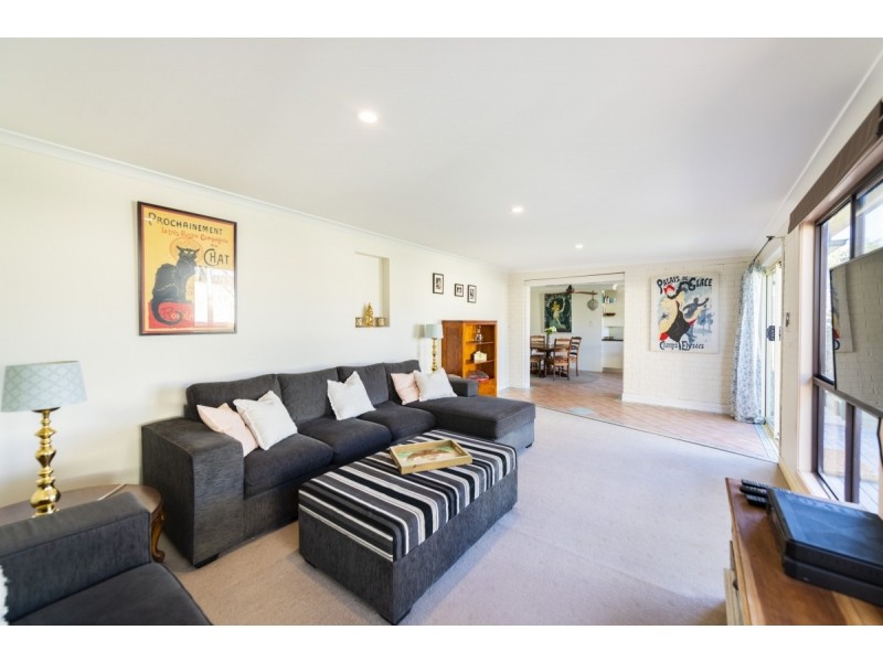 12 Ash Street, Queanbeyan NSW 2620