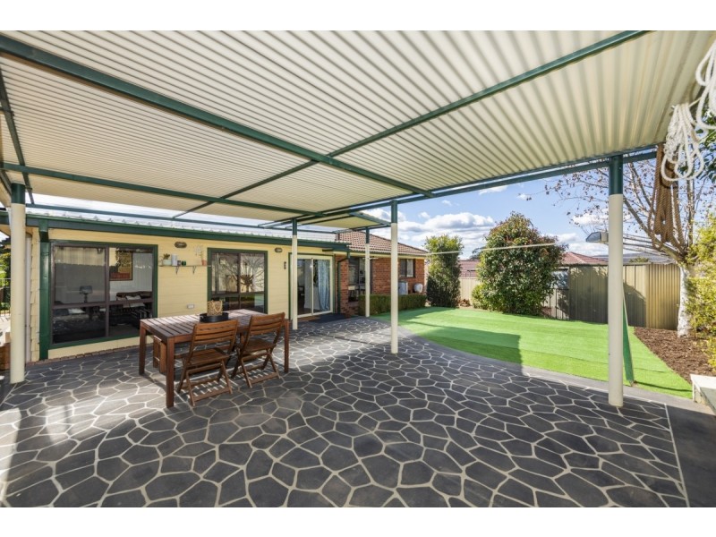 12 Ash Street, Queanbeyan NSW 2620