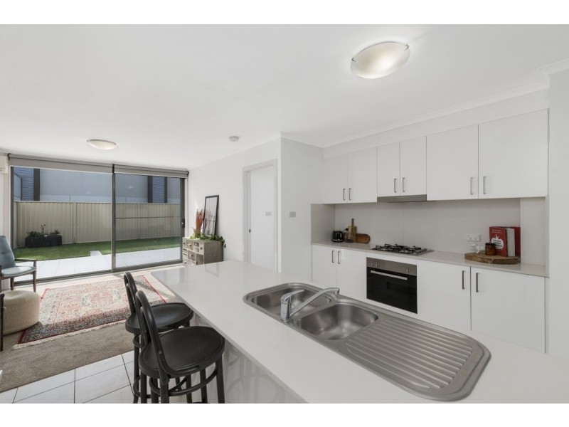 16/90 Derrima Road, Queanbeyan NSW 2620