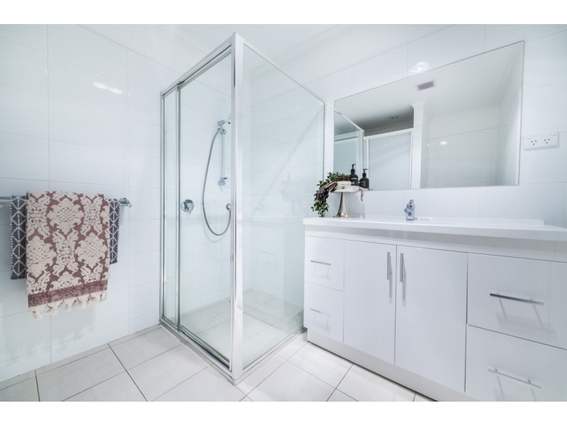 16/90 Derrima Road, Queanbeyan NSW 2620