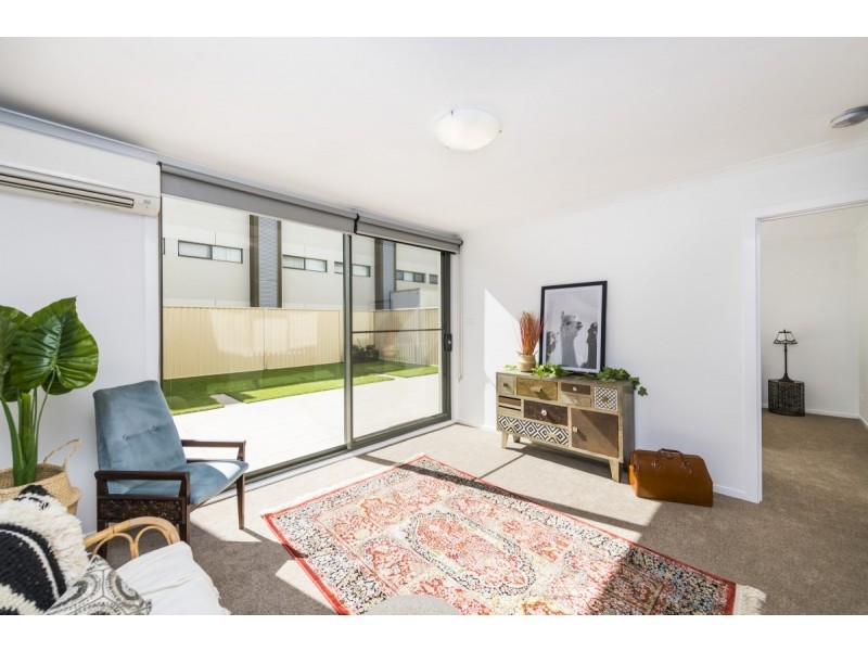 16/90 Derrima Road, Queanbeyan NSW 2620