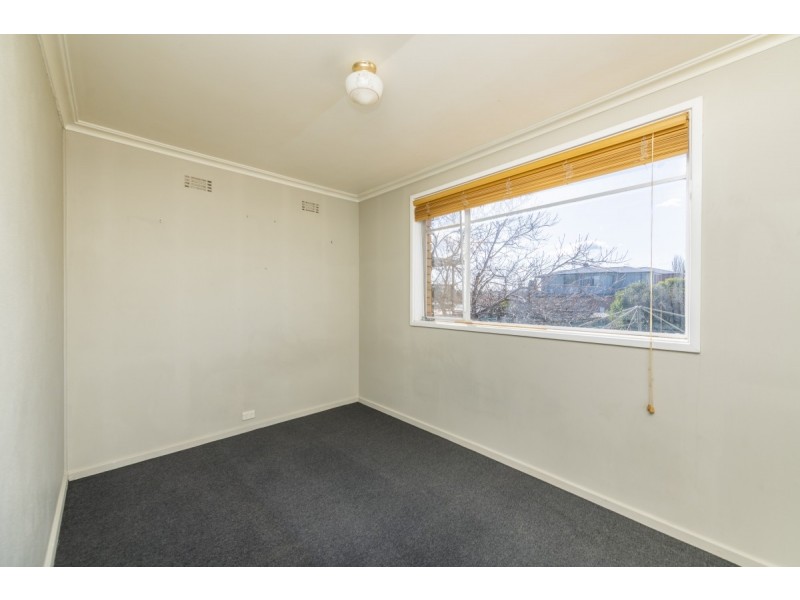 37 Fergus Road, Queanbeyan NSW 2620