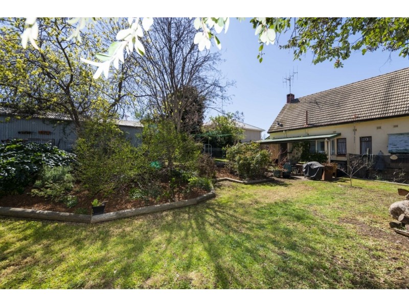 127 Ross Road, Queanbeyan NSW 2620