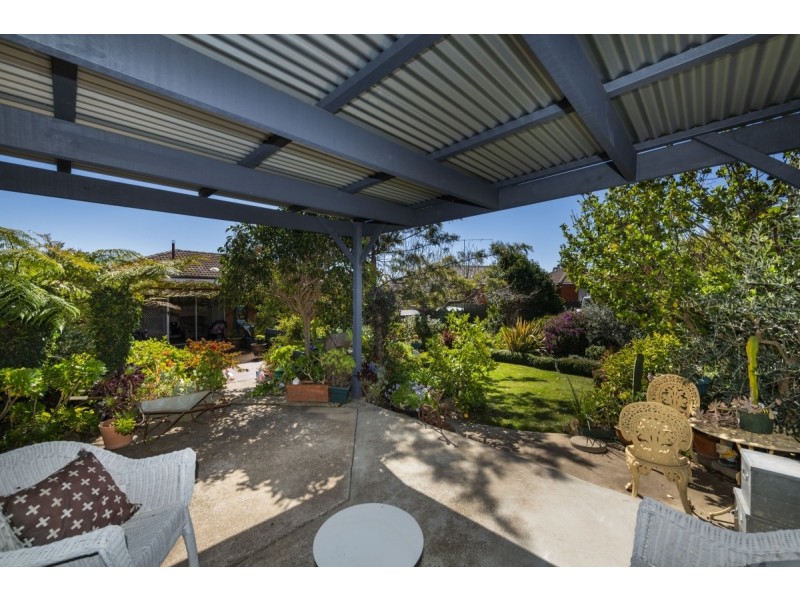 19 Bendora Avenue, Queanbeyan NSW 2620