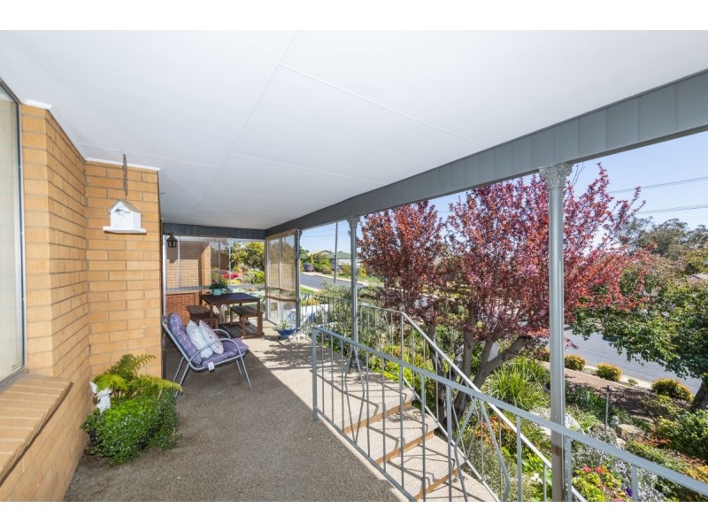 19 Bendora Avenue, Queanbeyan NSW 2620