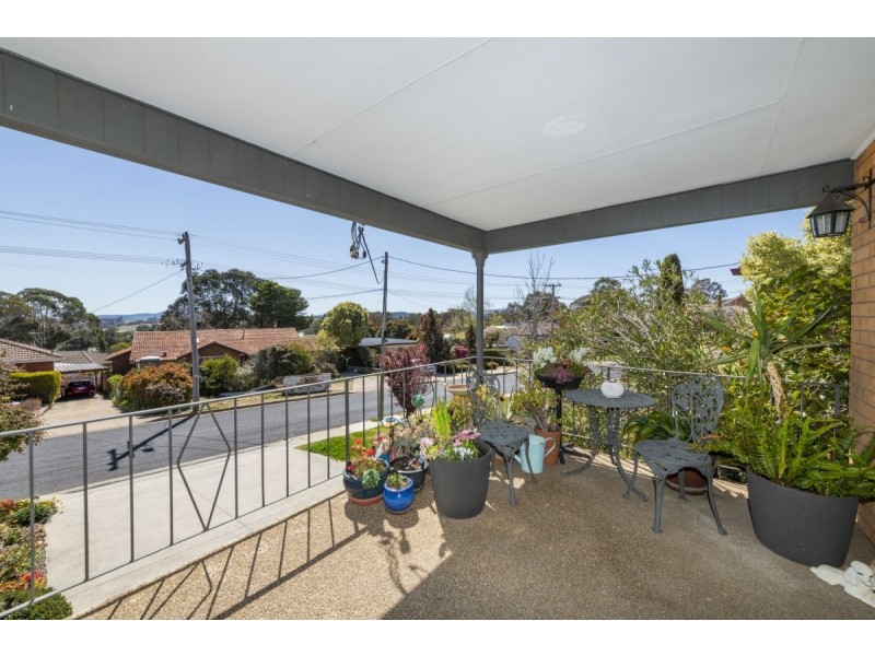 19 Bendora Avenue, Queanbeyan NSW 2620