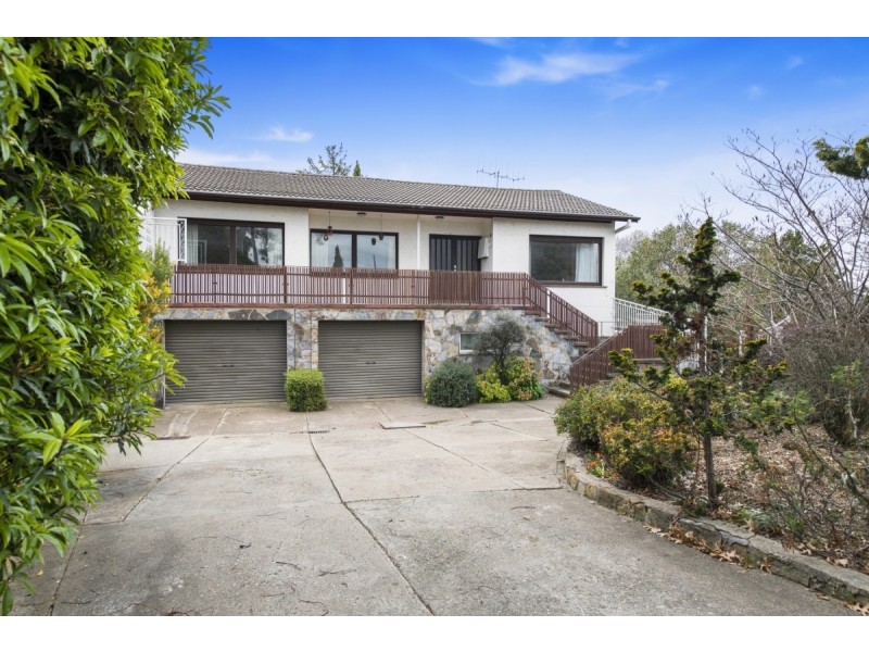 52 Gilmore Place, Queanbeyan NSW 2620