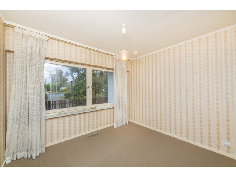 52 Gilmore Place, Queanbeyan NSW 2620