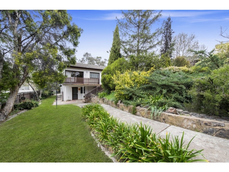 52 Gilmore Place, Queanbeyan NSW 2620