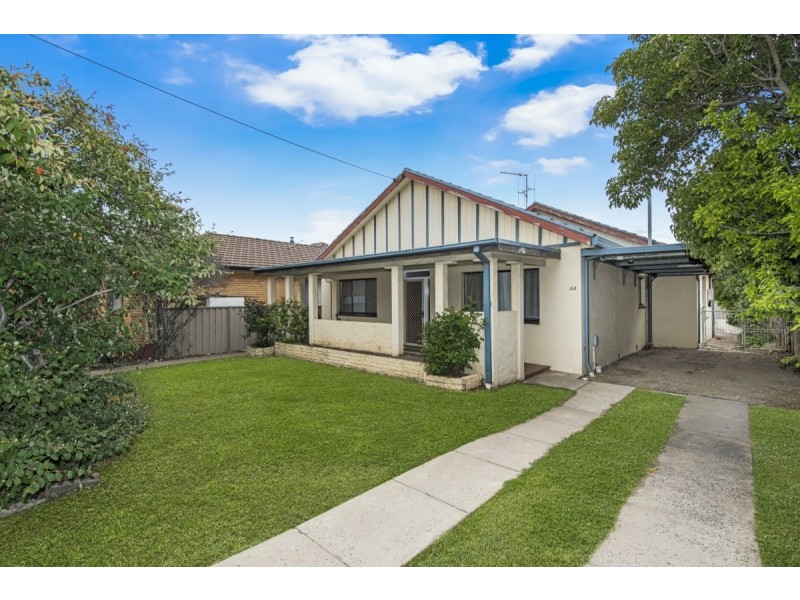 44 Cooma Street, Queanbeyan NSW 2620