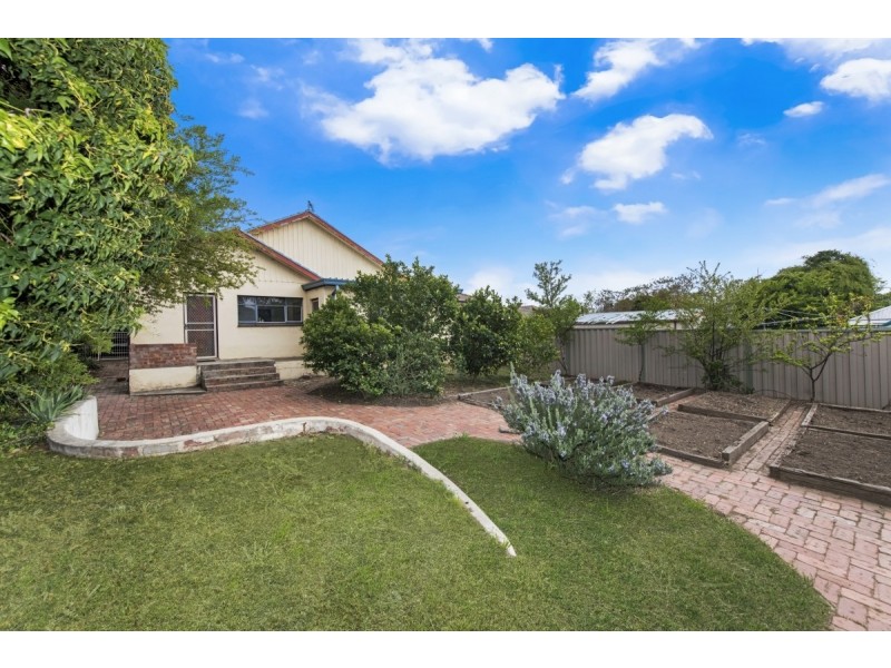 44 Cooma Street, Queanbeyan NSW 2620