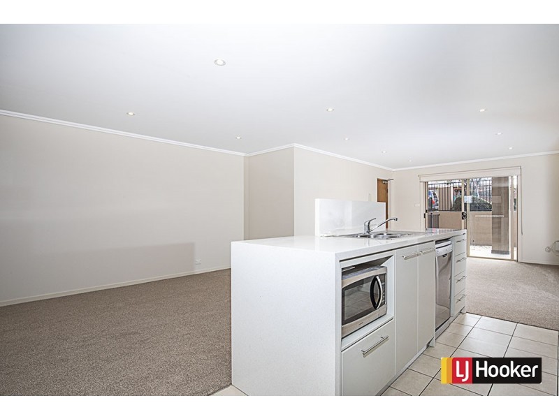 8/43 Antill Street, Queanbeyan NSW 2620