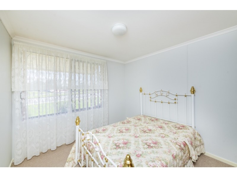 62A Henderson Road, Crestwood NSW 2620