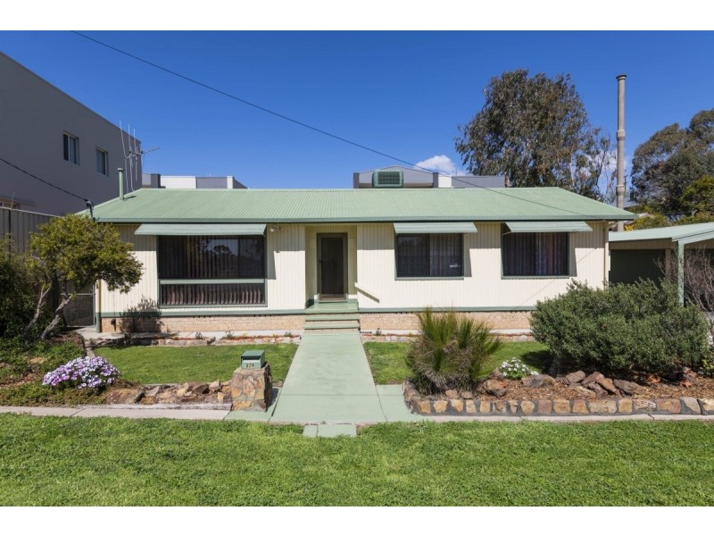 62A Henderson Road, Crestwood NSW 2620