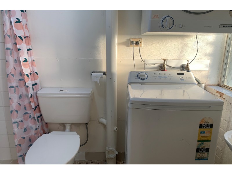 1/20 Carrington Street, Queanbeyan East NSW 2620