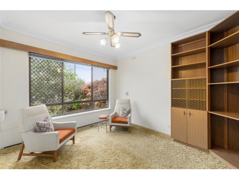 63 Thorpe Avenue, Queanbeyan NSW 2620