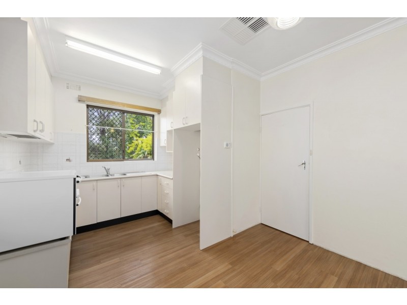 63 Thorpe Avenue, Queanbeyan NSW 2620