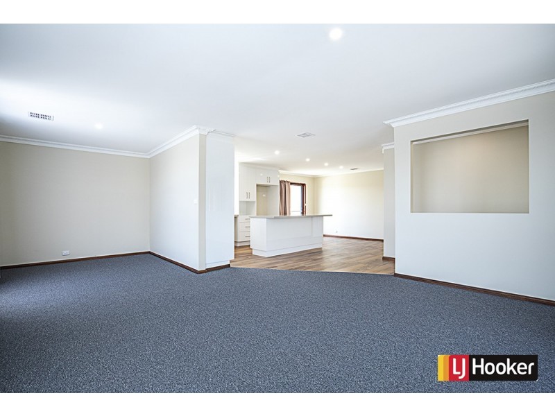 18 Hakea Place, Queanbeyan NSW 2620