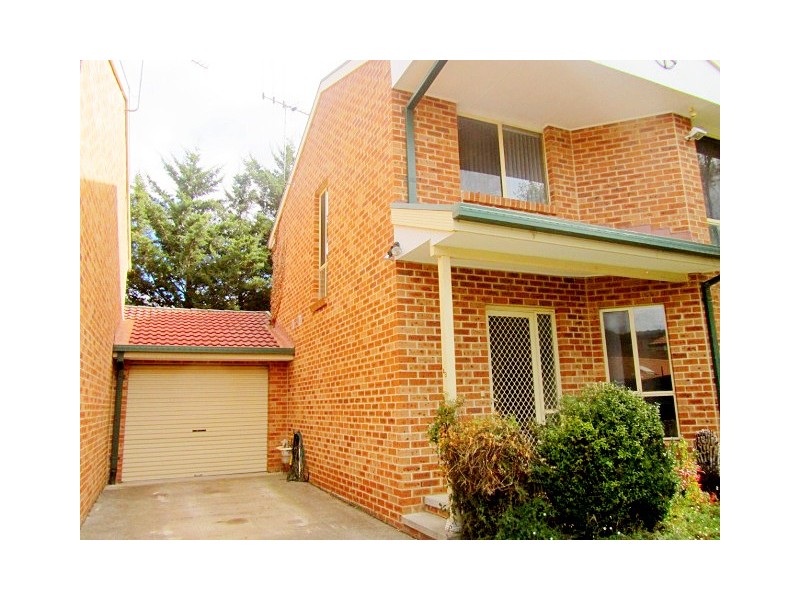 4/8B Booth Street, Queanbeyan East NSW 2620