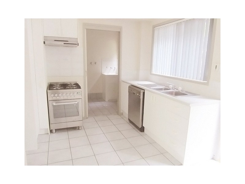 4/8B Booth Street, Queanbeyan East NSW 2620