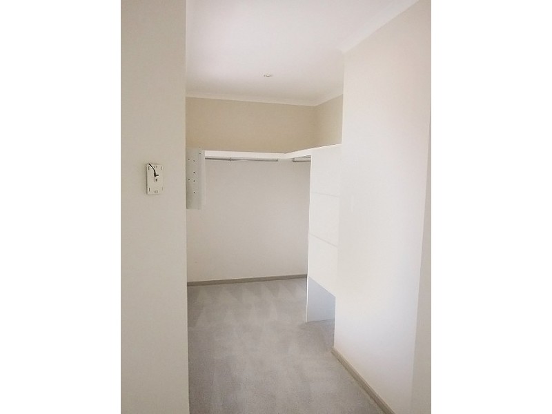4/8B Booth Street, Queanbeyan East NSW 2620
