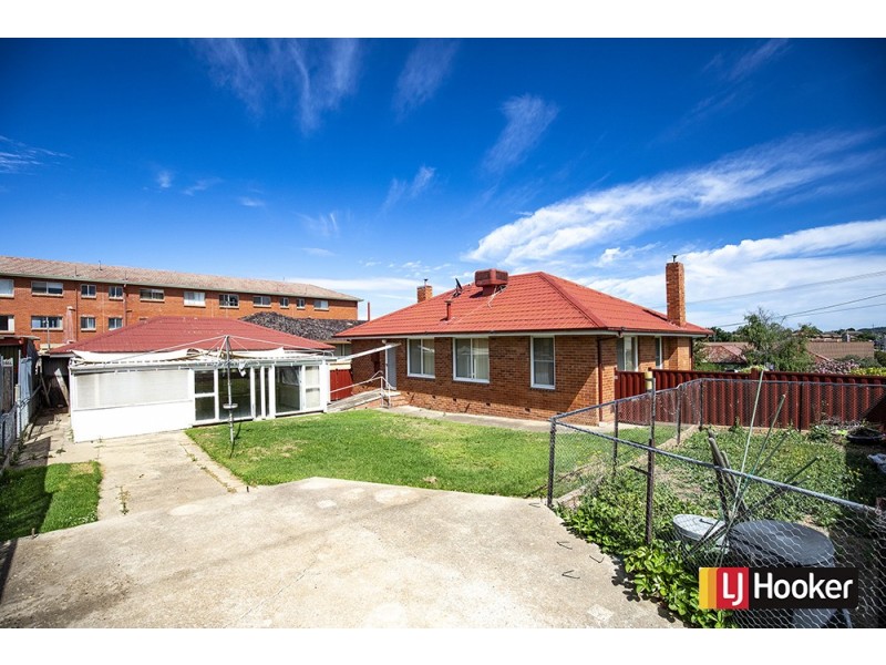 69 Macquoid Street, Queanbeyan NSW 2620
