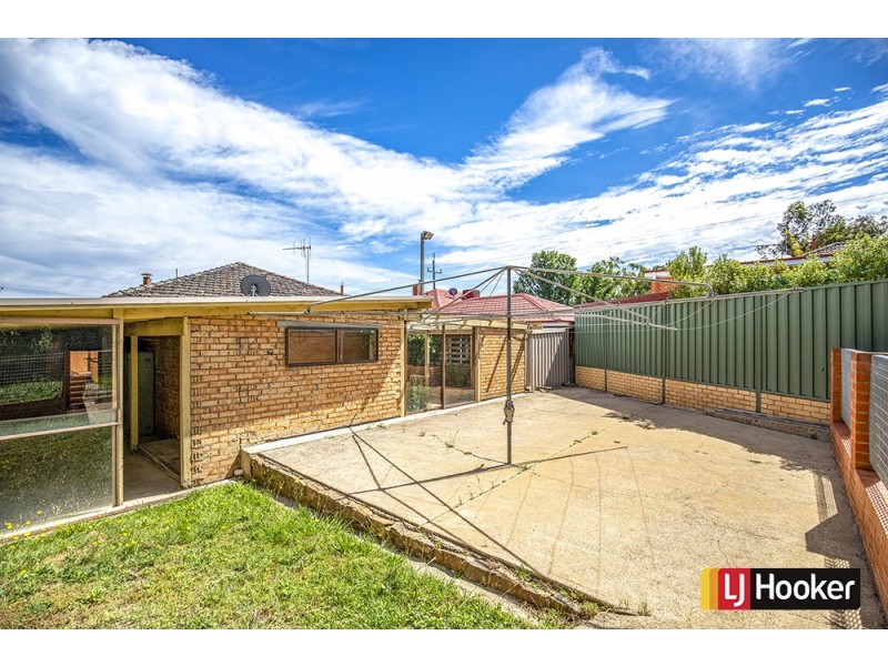 69A Macquoid Street, Queanbeyan NSW 2620