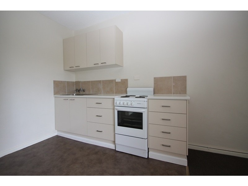 10/3 Charles Street, Queanbeyan NSW 2620