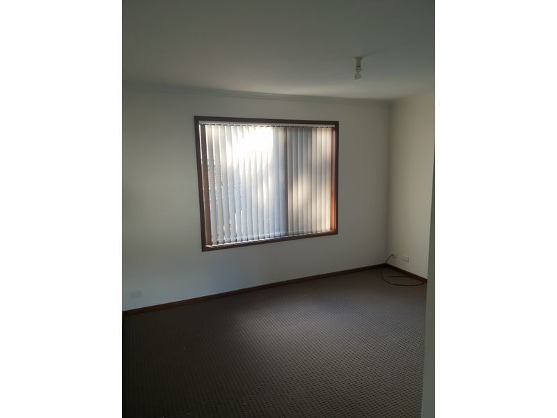2/34 Bungendore Road, Queanbeyan NSW 2620