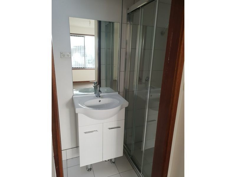 2/34 Bungendore Road, Queanbeyan NSW 2620