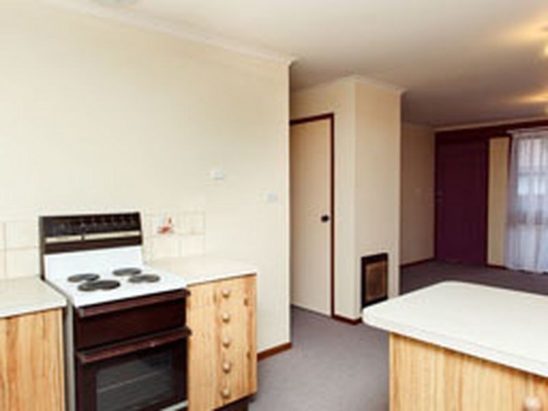 3/15 Mckeahnie Street, Queanbeyan NSW 2620