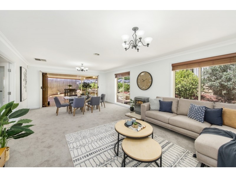 42 Elizabeth Crescent, Queanbeyan East NSW 2620