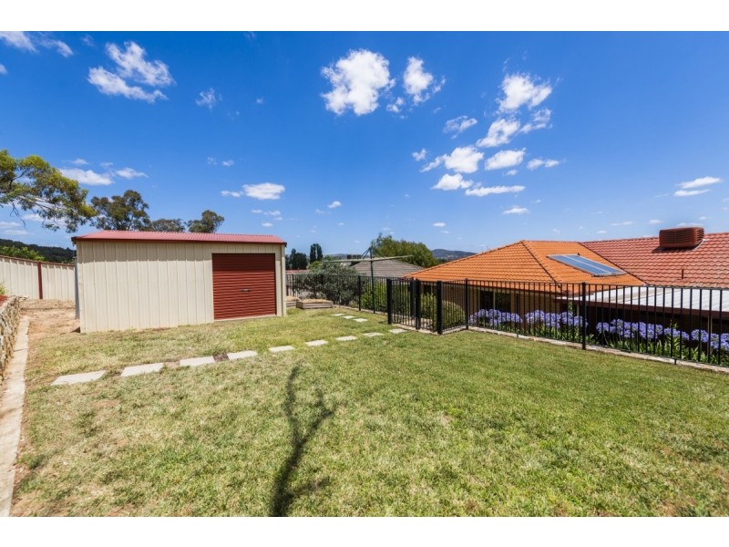 42 Elizabeth Crescent, Queanbeyan East NSW 2620