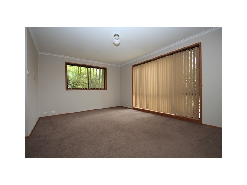 6/40-42 Crest Park Parade, Queanbeyan NSW 2620