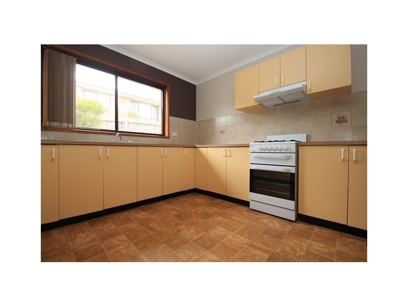 6/40-42 Crest Park Parade, Queanbeyan NSW 2620