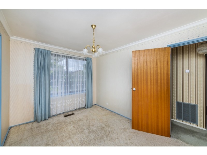 13 Stuart Street, Crestwood NSW 2620