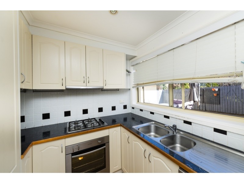 2/31 Ross Road, Queanbeyan NSW 2620