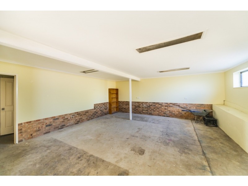 18 Hakea Street, Queanbeyan NSW 2620