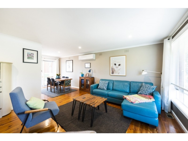 6 Davison Street, Queanbeyan NSW 2620