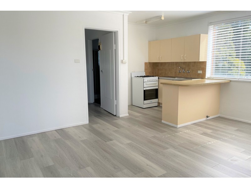 22/10 Macquoid Street, Queanbeyan NSW 2620
