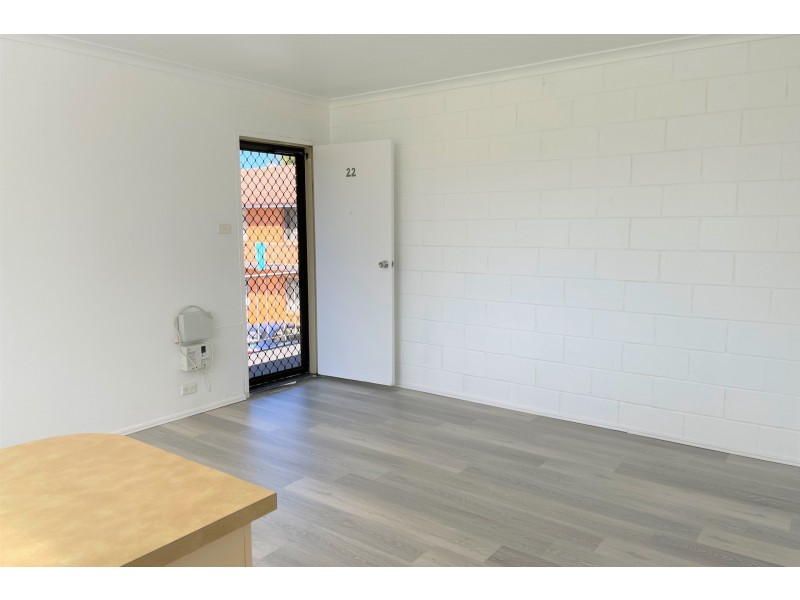22/10 Macquoid Street, Queanbeyan NSW 2620