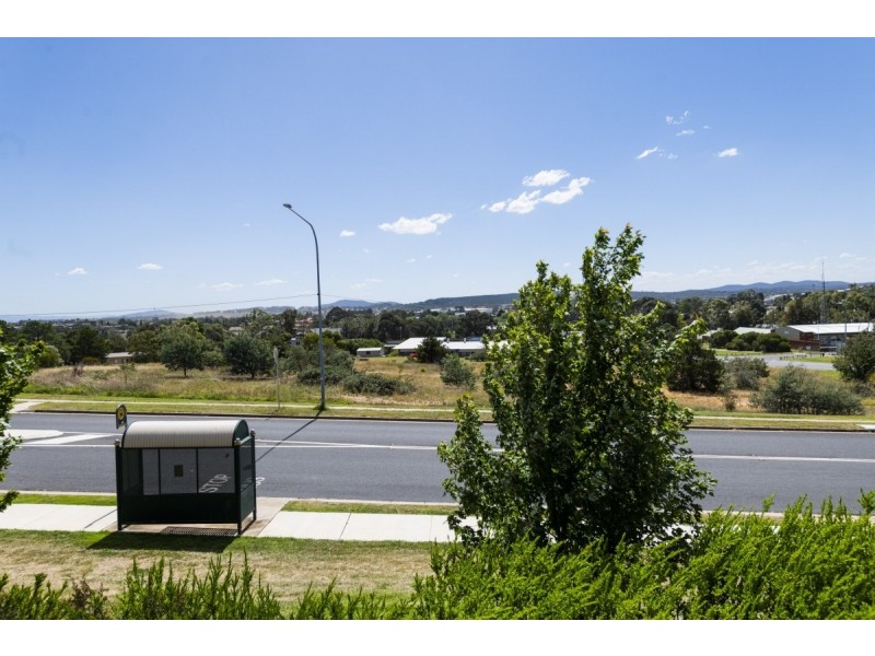 Level 1/29/47 Mowatt Street Street, Queanbeyan East NSW 2620